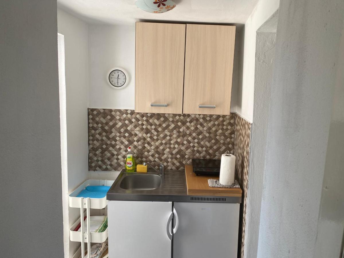 Apartment Surdic Valun Eksteriør bilde