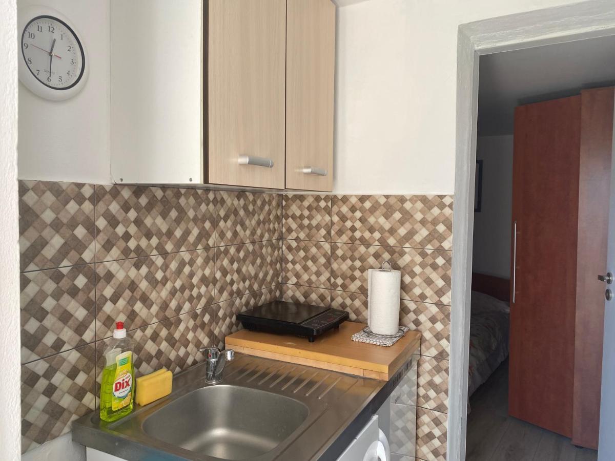Apartment Surdic Valun Eksteriør bilde