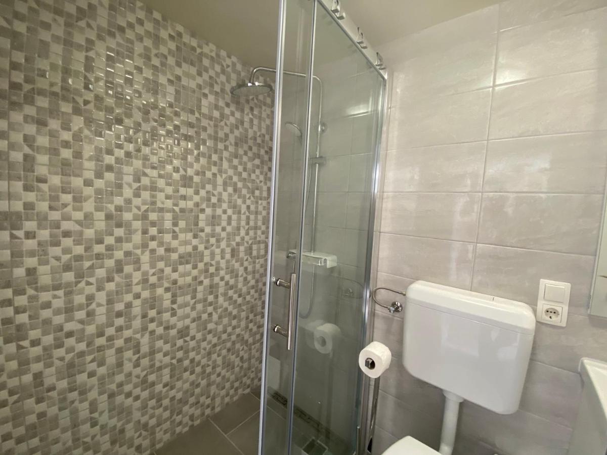 Apartment Surdic Valun Eksteriør bilde