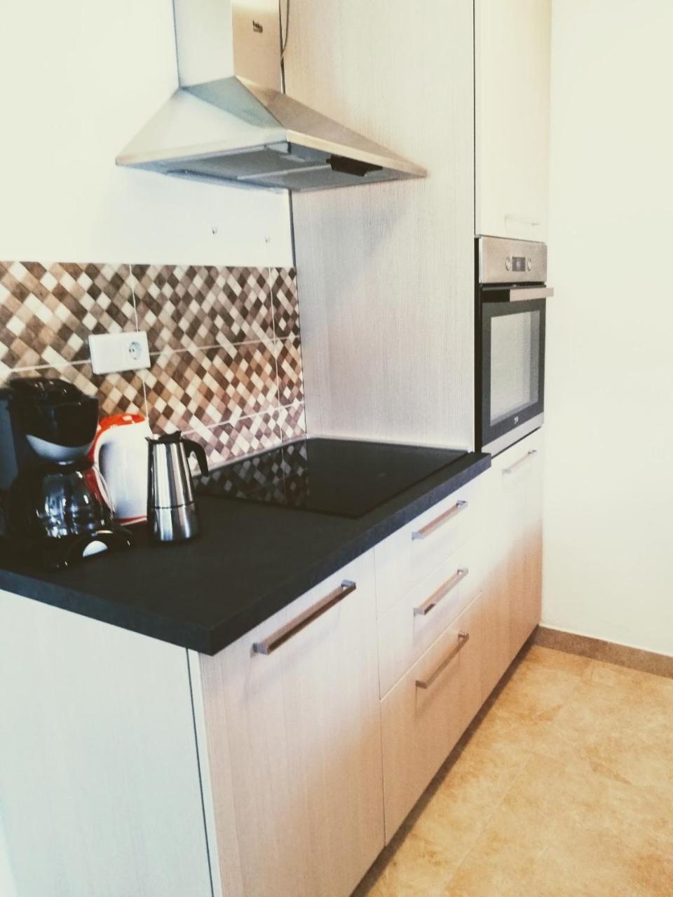 Apartment Surdic Valun Eksteriør bilde