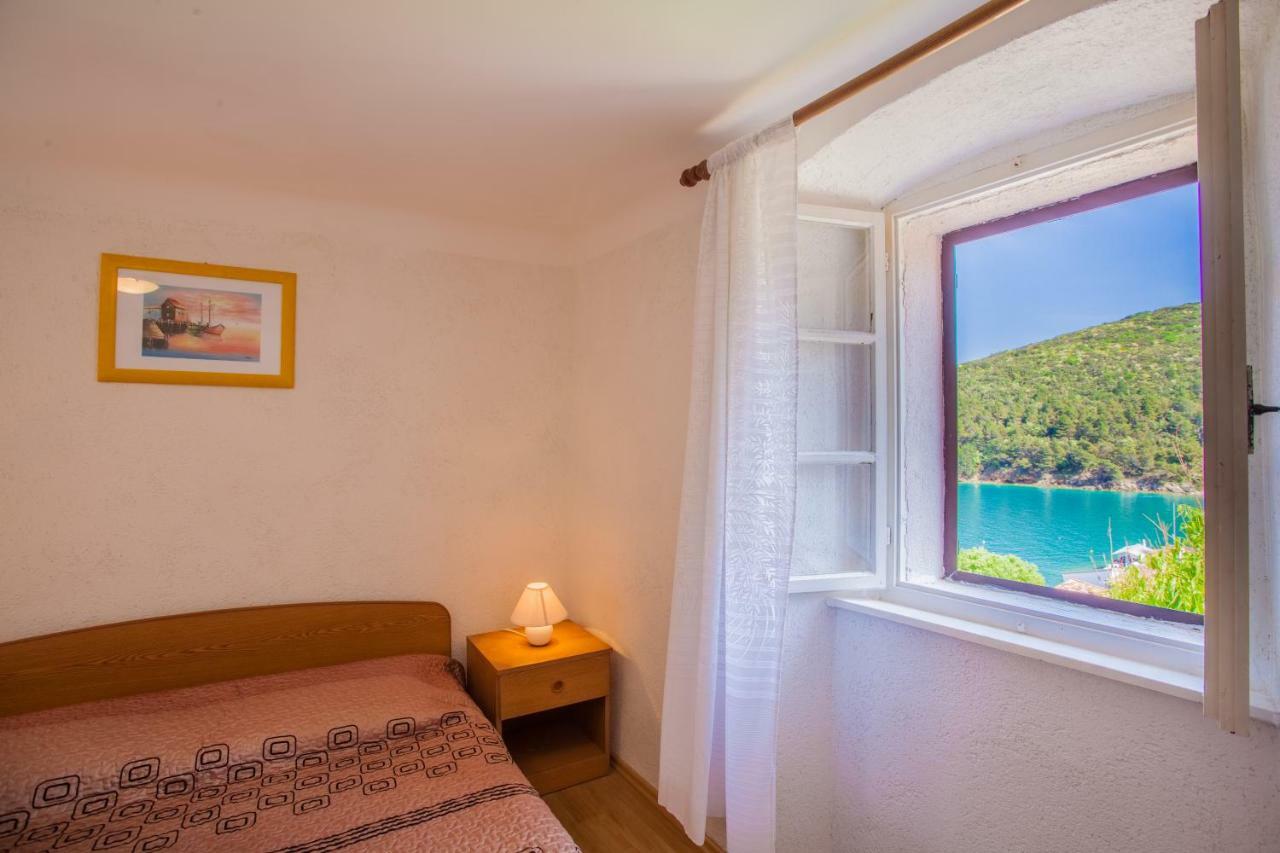 Apartment Surdic Valun Eksteriør bilde